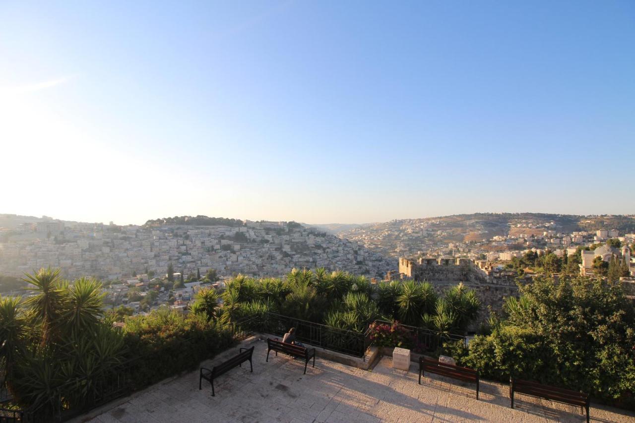 Private Hostel - Best Location Jerusalem Exterior photo
